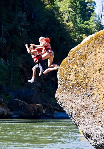 Rogue River rock jumping